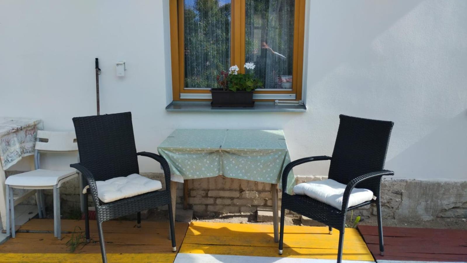 Malé útulné studio s koupelnou a kuchyňkou Svinarov Exterior foto